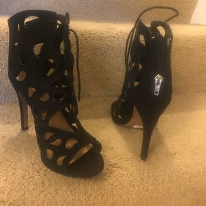 Aldo figunno caged heels